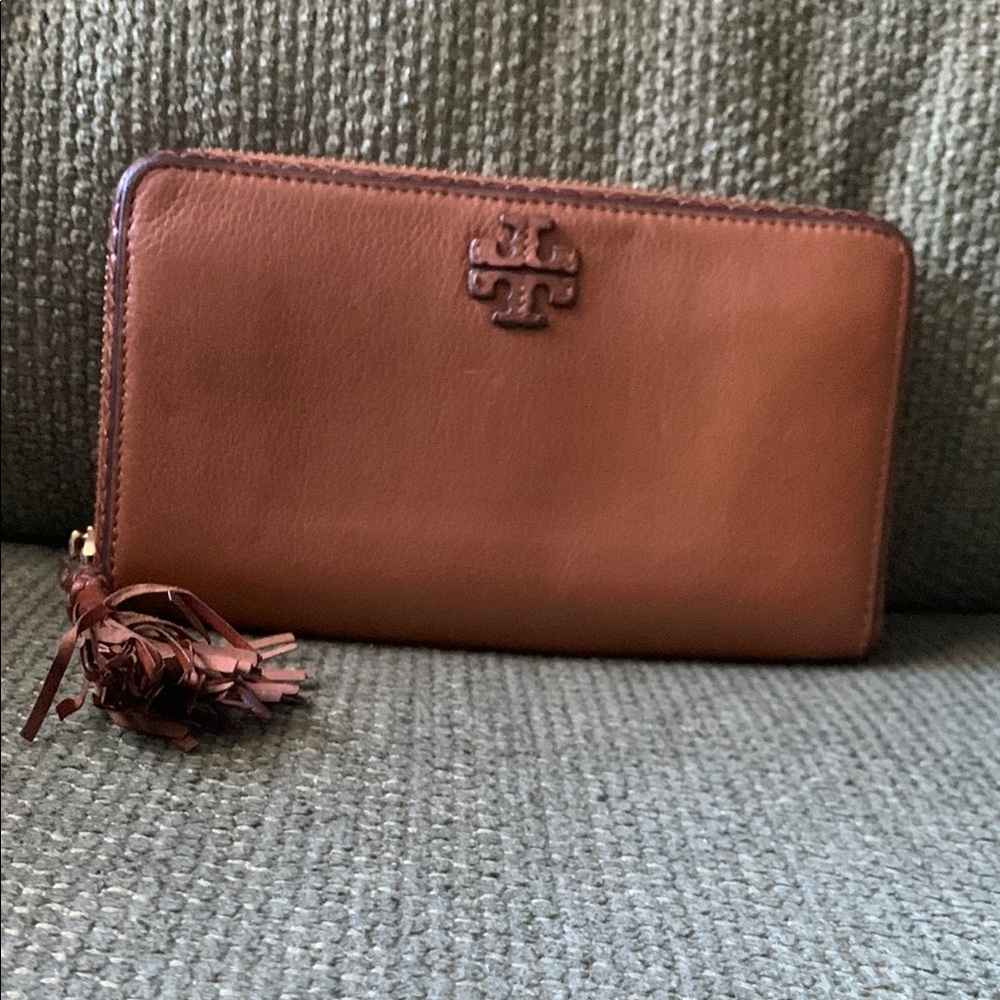 Tory Burch Brown Leather Wallet